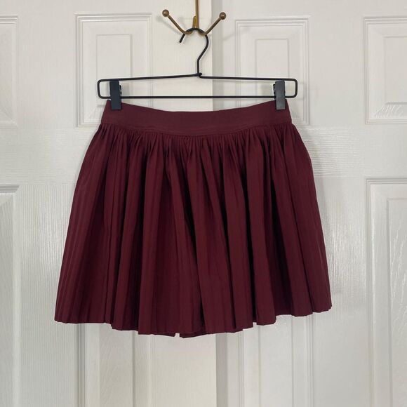Burgundy Dark Berry Red Athleisure Pleated Mini Tennis Skirt Skort Size S - Picture 7 of 7